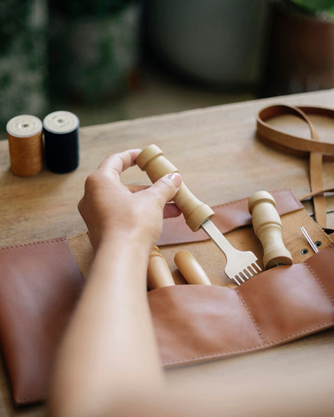 CREADORES LEMU INTERMEDIO - KIT DE MARROQUINERÍA TOTEBAG CUERO