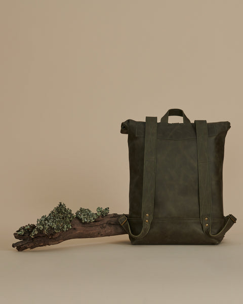 Mochila Mahuida Cuero Verde 16"