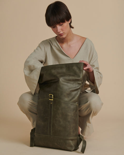 Mochila Mahuida Cuero Moro